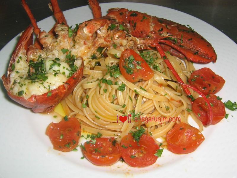 Makarona spaghetti me karavidhe